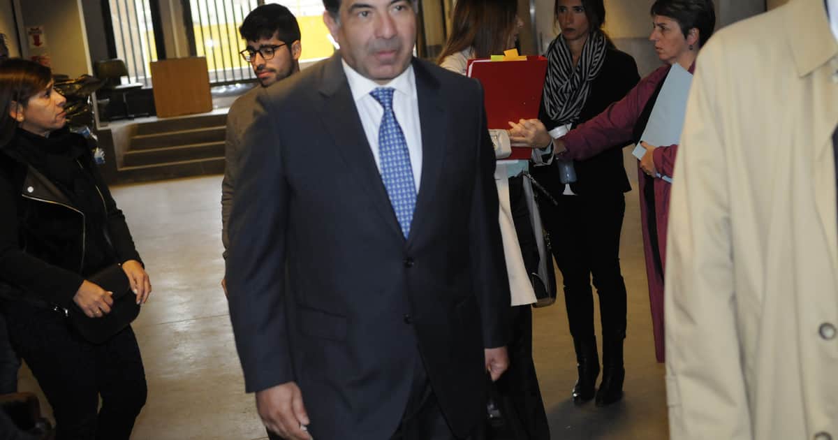 Descolgaron el cuadro de Ricardo Echegaray de los pasillos de ARCA que el propio exfuncionario kirchnerista había hecho colocar