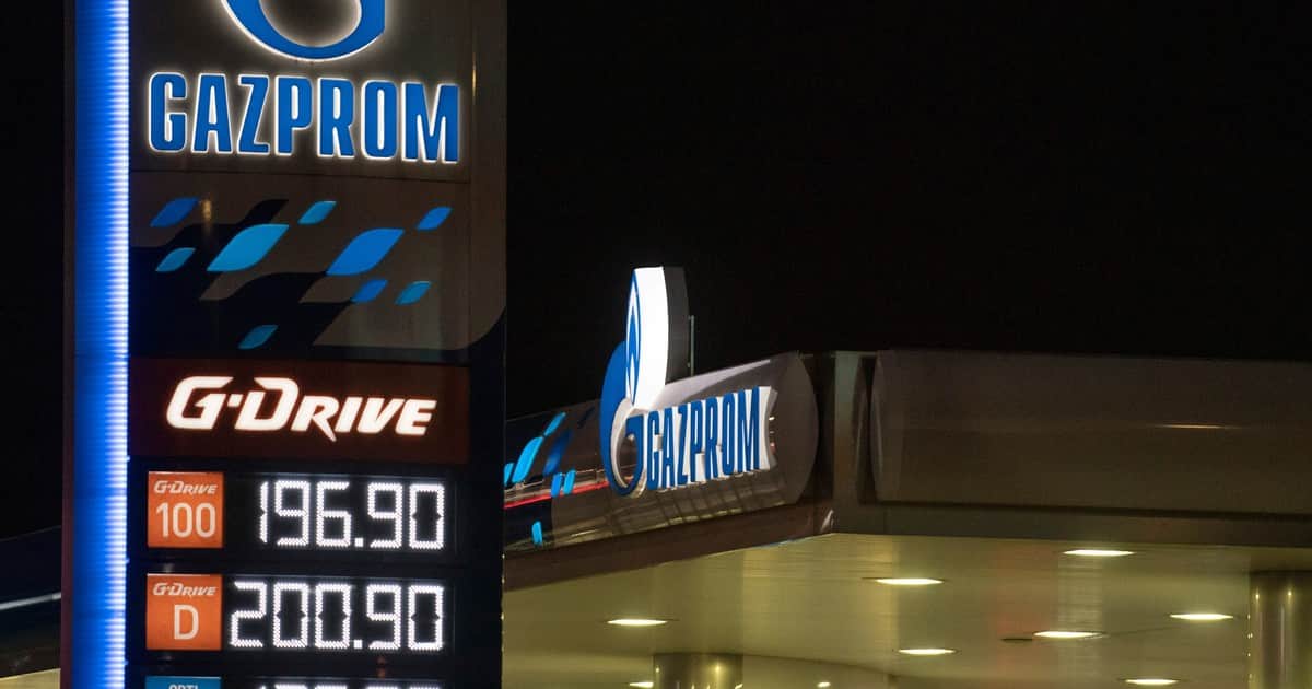 Limitaron la venta de gasolina en Moscú tras ataque de Ucrania a una refinería
