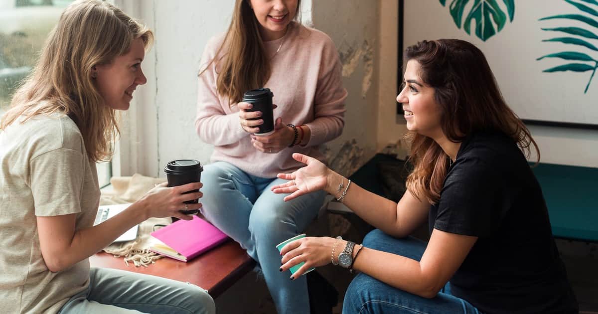 Jóvenes insatisfechos y "maduros"más optimistas: los resultados del estudio que mide el bienestar de los argentinos