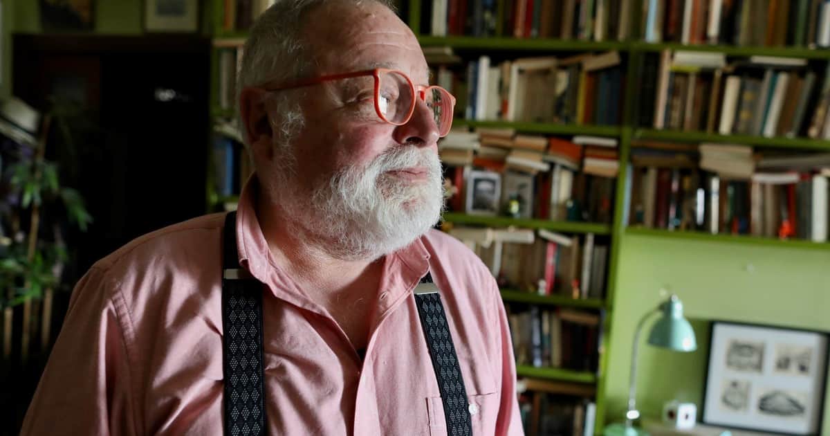 Fernando Savater, filósofo español: "La libertad es decidir, pero también no lo olvides: darte cuenta de que estás decidiendo"