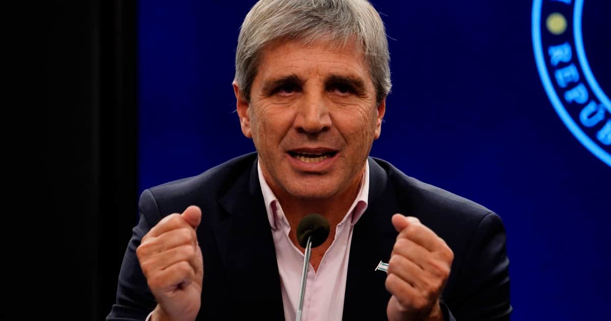 Javier Milei y sus medidas, EN VIVO: "Si vuelve el kirchnerismo, Venezuela sería Disneylandia", la frase con la que Luis Caputo habló del "riesgo kuka" en las elecciones de 2027