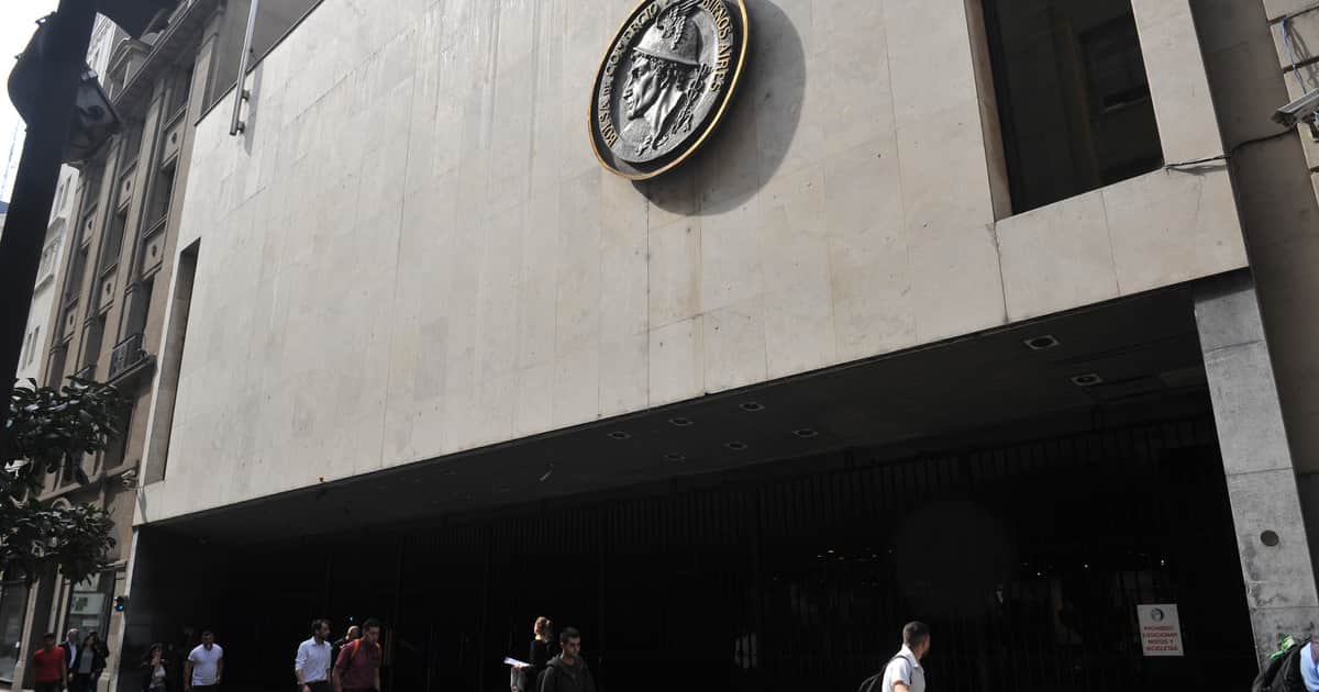 En el primer semestre empresas argentinas repartieron 7% menos: qué sectores son los que más ganancias entregaron