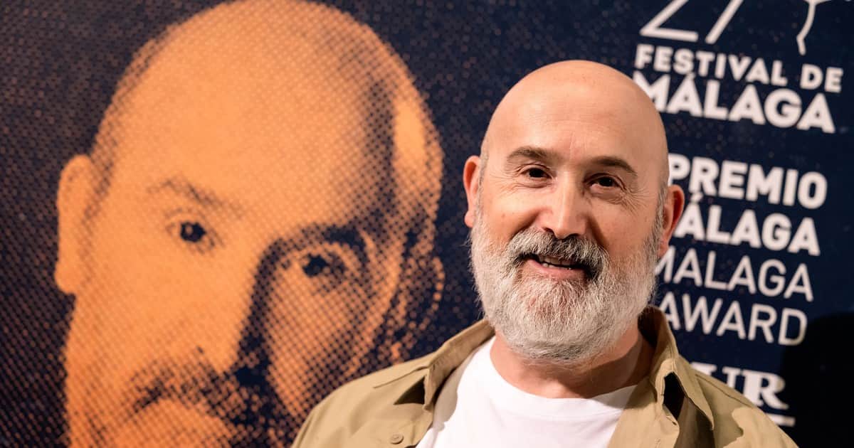 Javier Cámara, sobre cómo siente ahora el paso de los años: "Cuanto más viejo te haces, no te quieres morir, no quieres estar decrépito, que te duela todo o no poder moverte de la cama. Quieres vivir con dignidad, ir al cine y gozarlo"