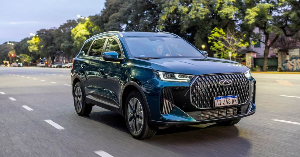 Análisis del Chery Tiggo 7 CSH: cómo anda el SUV con aceleración contundente y consumo mínimo