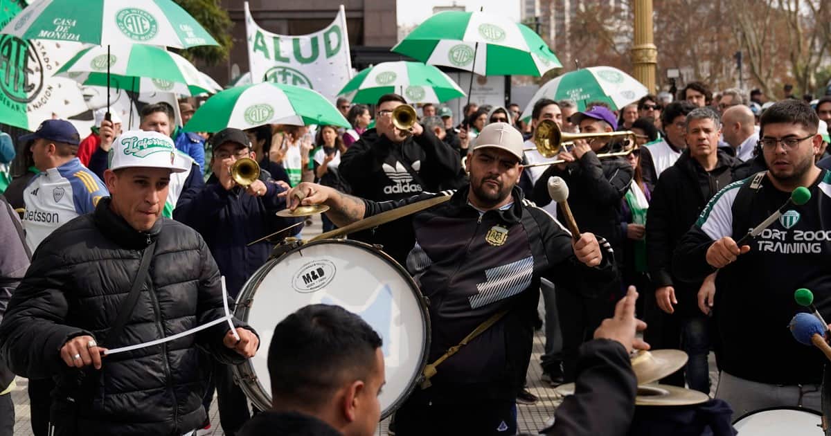Un gremio se pone al frente del reclamo salarial de los militares y marchará al Ministerio de Defensa