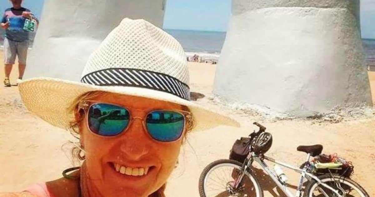 Nómades extremos: tienen más de 55 y viajan por el mundo en moto, bici y a pie
