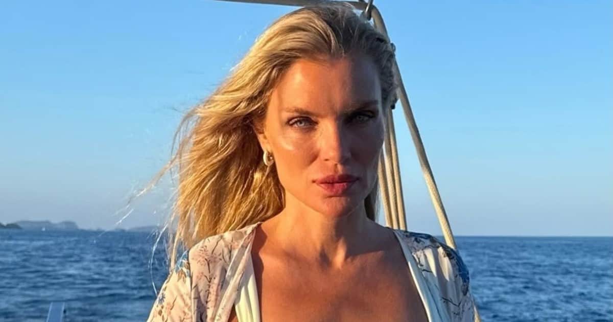 Esther Cañadas, modelo, 49 años: "Durante años, solo desayuné, comí y cené arroz blanco"