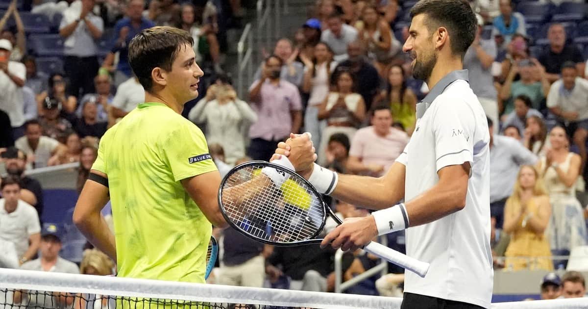 El "problema serio" que admitió Novak Djokovic tras caer ante Navone en el US Open 2026 y el logro "histórico" del argentino