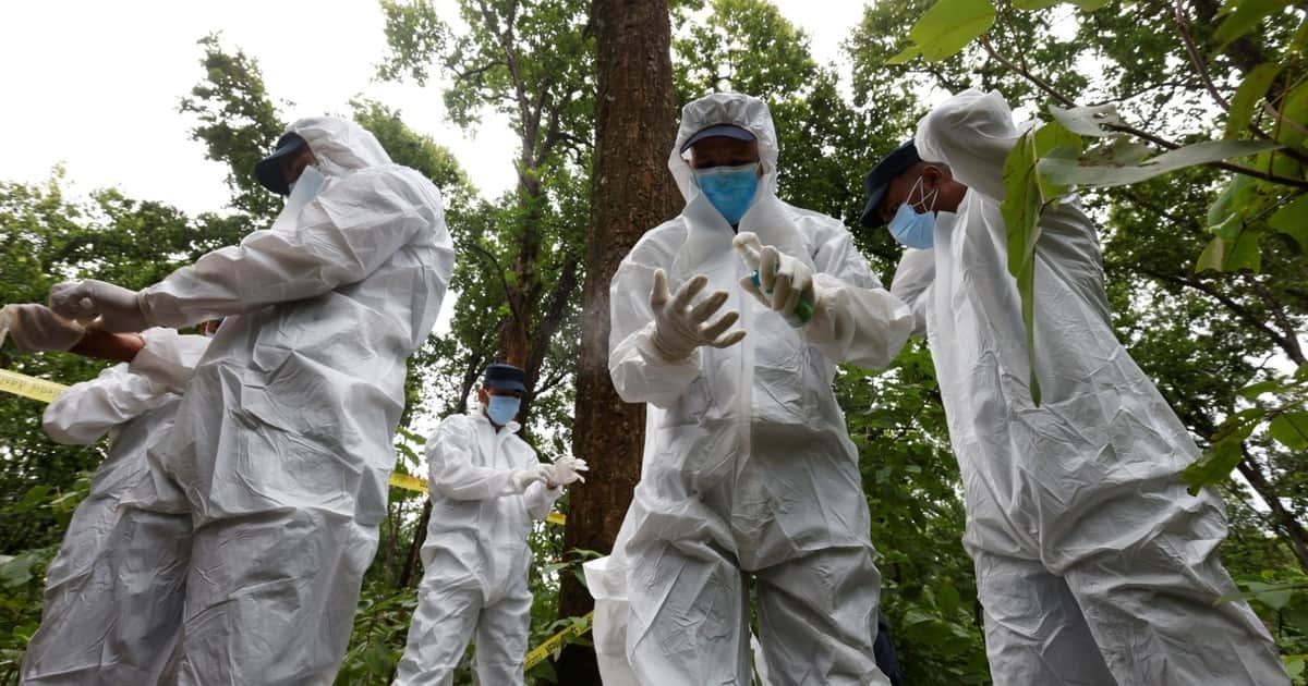 Nepal inicia los entierros masivos de las víctimas imposibles de identificar