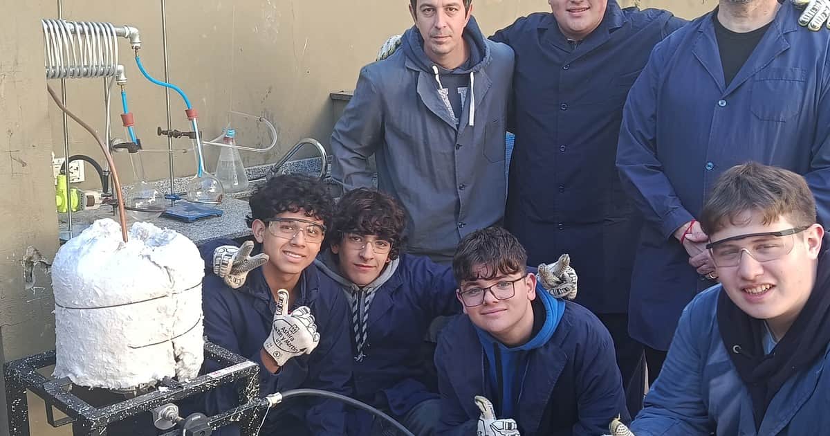 PP Argento: el combustible que se hace con plástico y lo crearon estudiantes