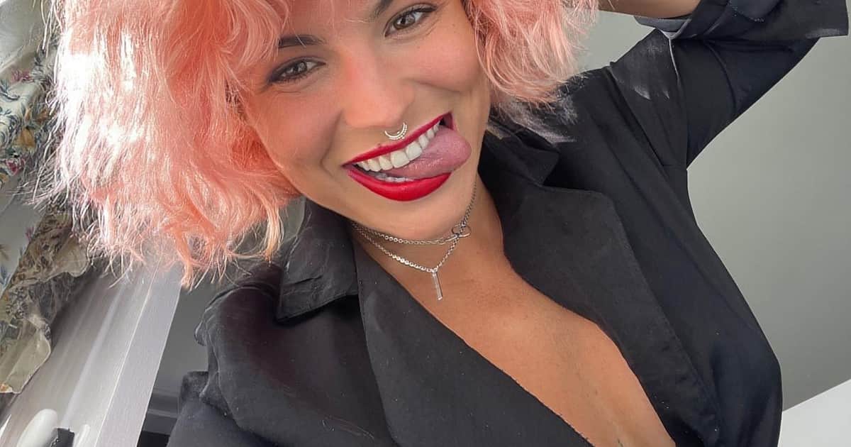 Virginia Sanz, 31 años, trabaja en una mina de Australia: “Los turnos son de 12 horas, pero el salario mínimo es de 20 euros la hora y te da para vivir, viajar y ahorrar”