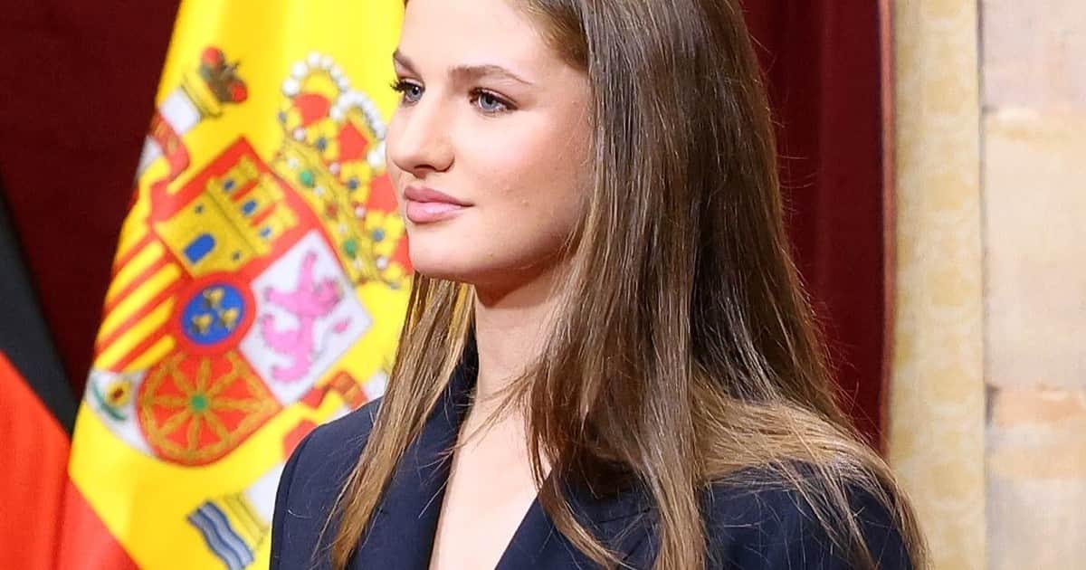 Un experto en comunicación no verbal, sobre la princesa Leonor en la Universidad: "El miedo a no ser aceptada o a recibir un trato distintivo es un añadido a los nervios habituales frente a un cambio de etapa"