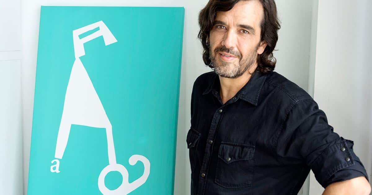 Gabriel García de Oro, filósofo y coach: “Vivimos bajo la obligación del optimismo, estamos obsesionados con la búsqueda de resultados inmediatos y positivos, y eso nos deja sin espacio para reflexionar”