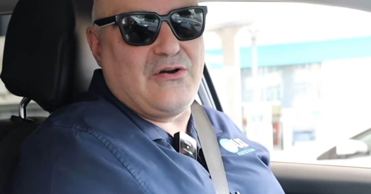 José Antonio, taxista: "Trabajo seis días a la semana y decido mis horarios. Descontando todos los gastos, puedo ganar unos 2.000 euros netos al mes"