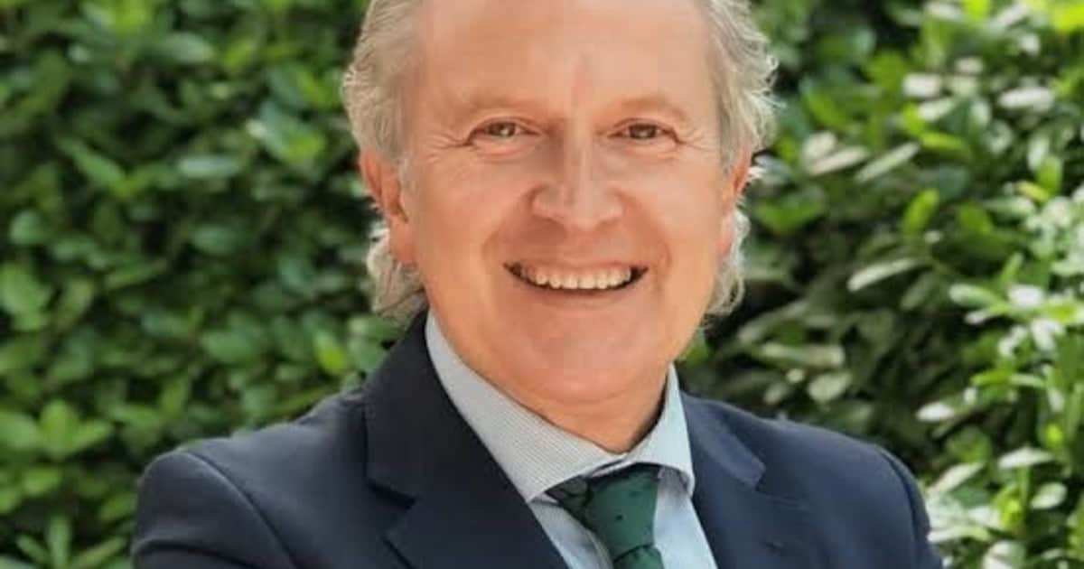 Emilio del Río, filólogo: “Los clásicos dicen que perdonemos... no por el otro sino por uno mismo”