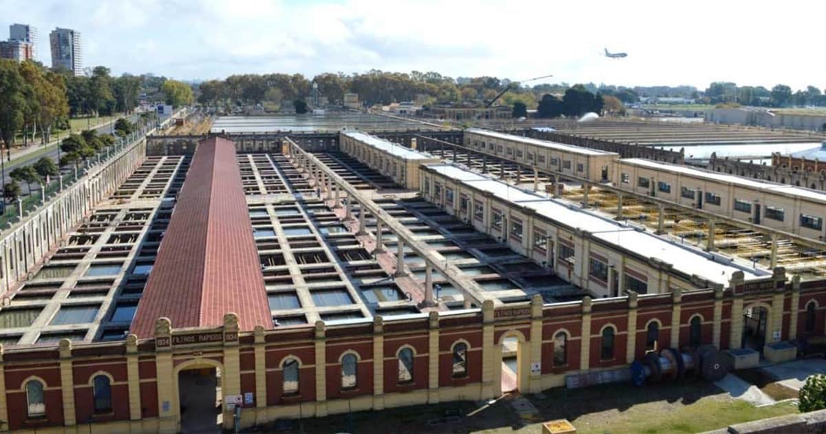 La justicia bonaerense insiste en frenar la privatización de Aysa pero desde la empresa aseguran que el proceso seguirá adelante