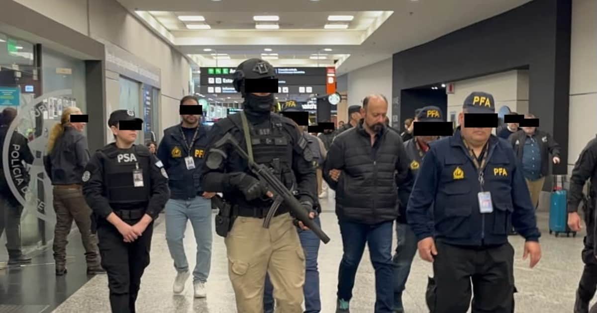 Extraditaron a Brasil al "señor de las armas": el empresario Diego Dirisio es considerado el mayor contrabandista de la región