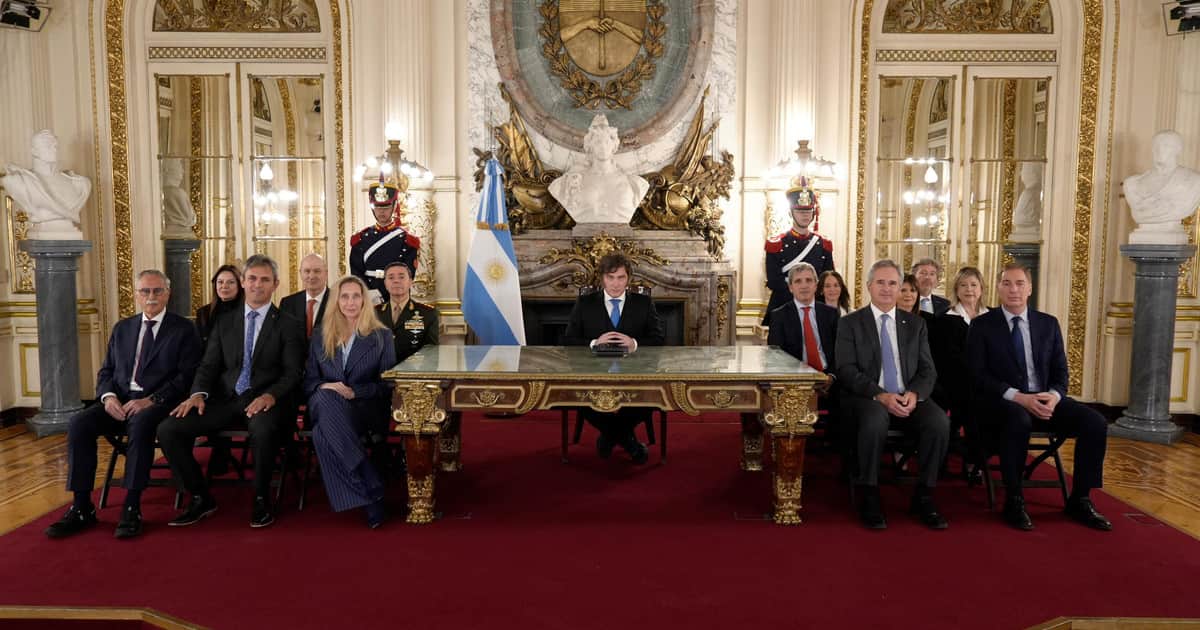 Milei se mostró optimista con Malvinas y les pidió a sus ministros "no dejarse psicopatear" por la economía