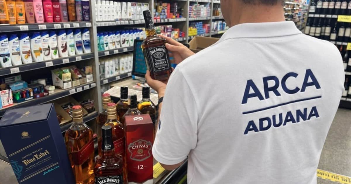 Operativo contra el contrabando en supermercados chinos: secuestraron bebidas por $67 millones y las multas pueden superar los $ 300 millones