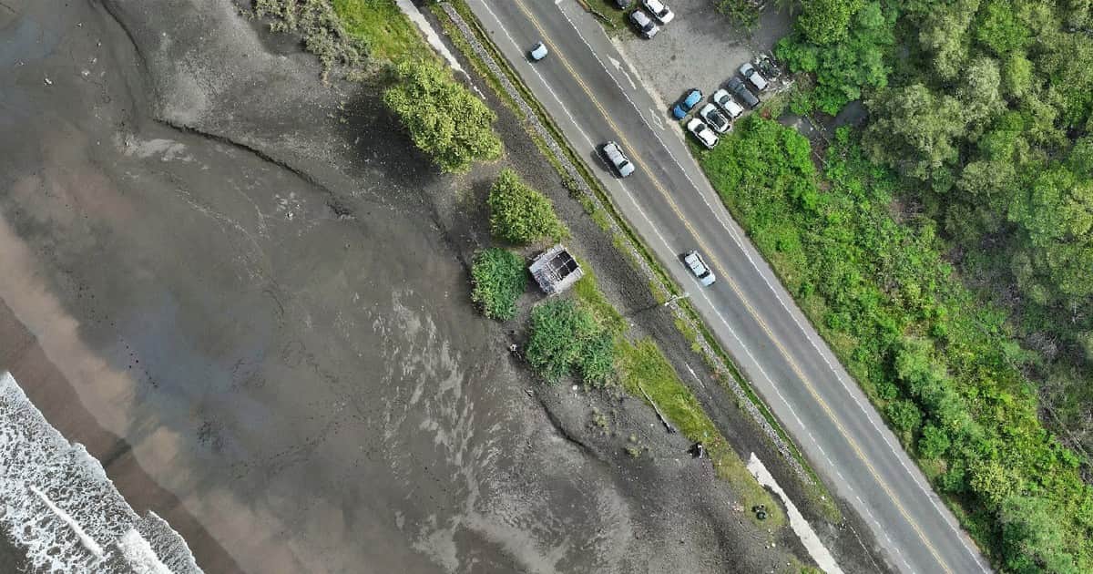 En esta parte de Costa Rica el mar se “comió” 22 metros de playa en 12 años: la advertencia de los especialistas