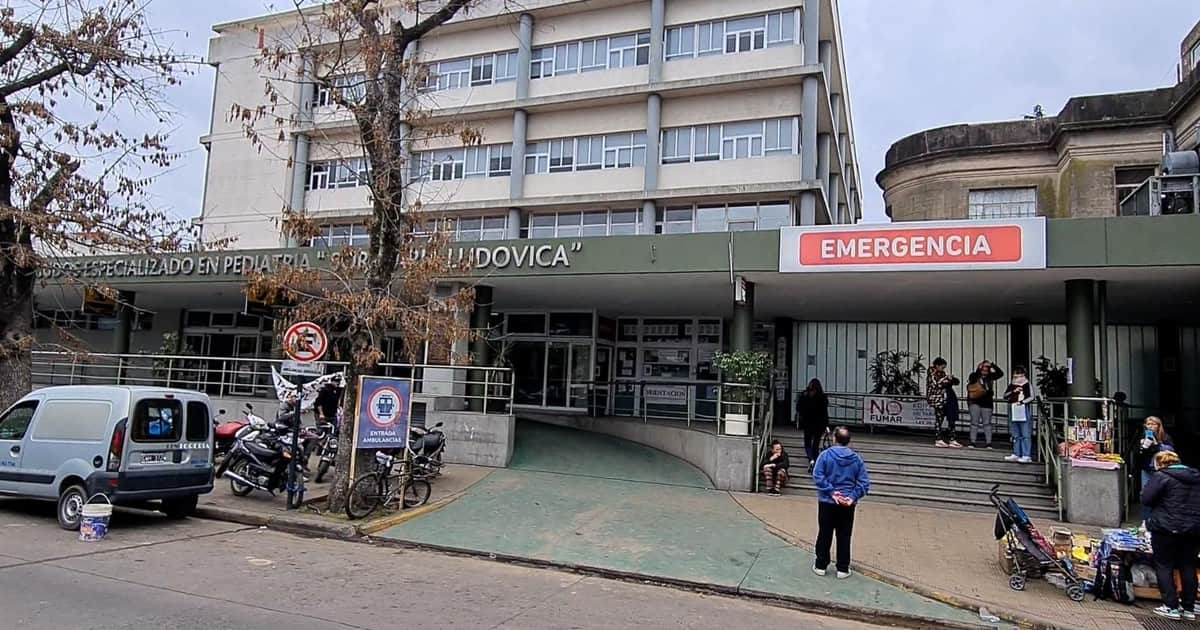 Si sos extranjero y necesitás atenderte en un hospital público: cuándo tenés que pagar y cuándo es gratis