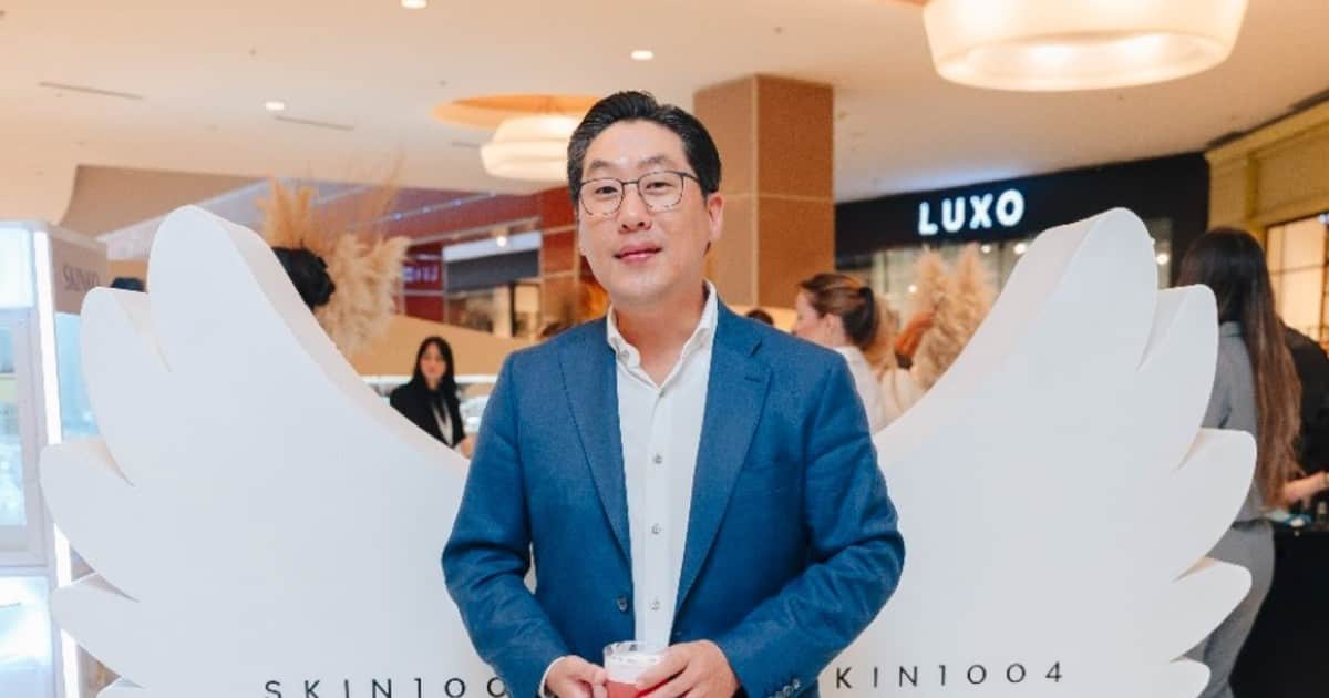 De vender esponjas coreanas que nadie conocía a tener locales en los principales shoppings: la historia del pionero del "K-beauty" en la Argentina
