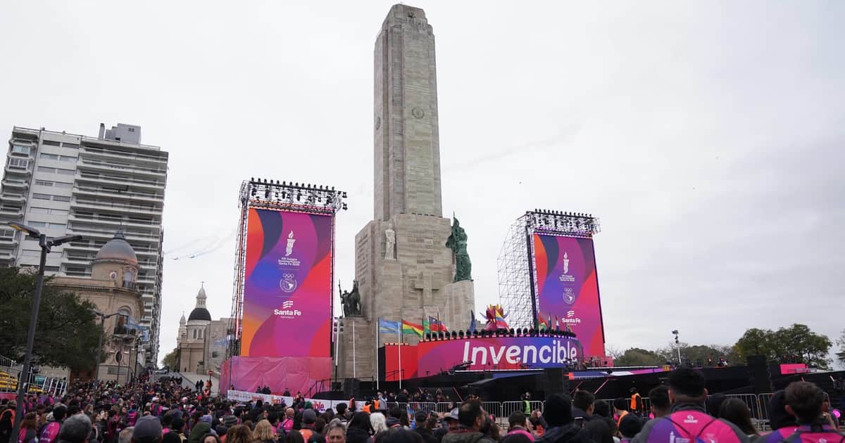 Los Juegos Suramericanos Santa Fe 2026 levantan el telón con una gran fiesta en el Monumento a la Bandera