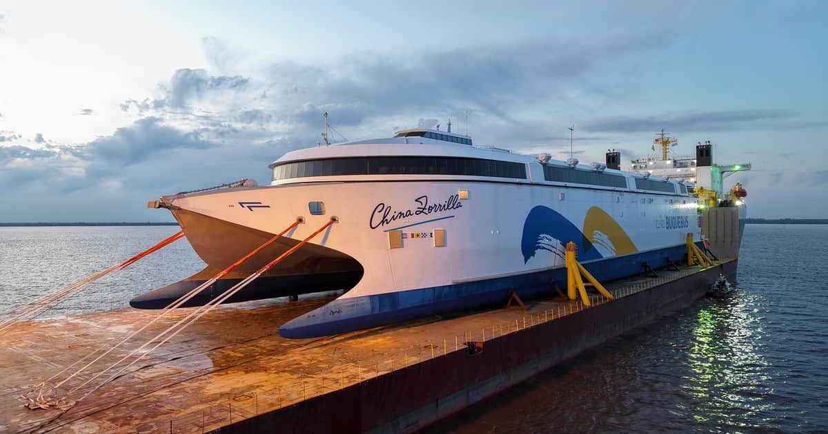 El "China Zorrilla" llegó al Río de la Plata: así es el buque 100% eléctrico más grande del mundo que unirá Buenos Aires y Colonia