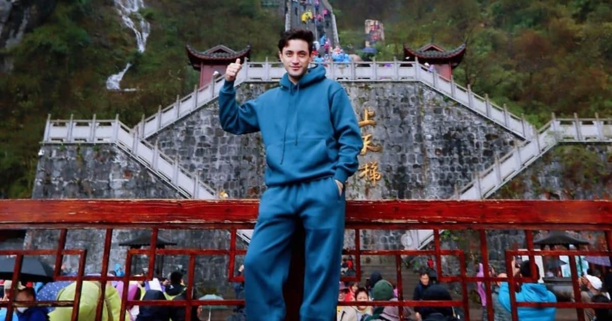Brian González, argentino, se fue a China con 18 años y terminó creando allí su propia empresa: "La ropa y el consumo es muy barato. Online llega en dos días"