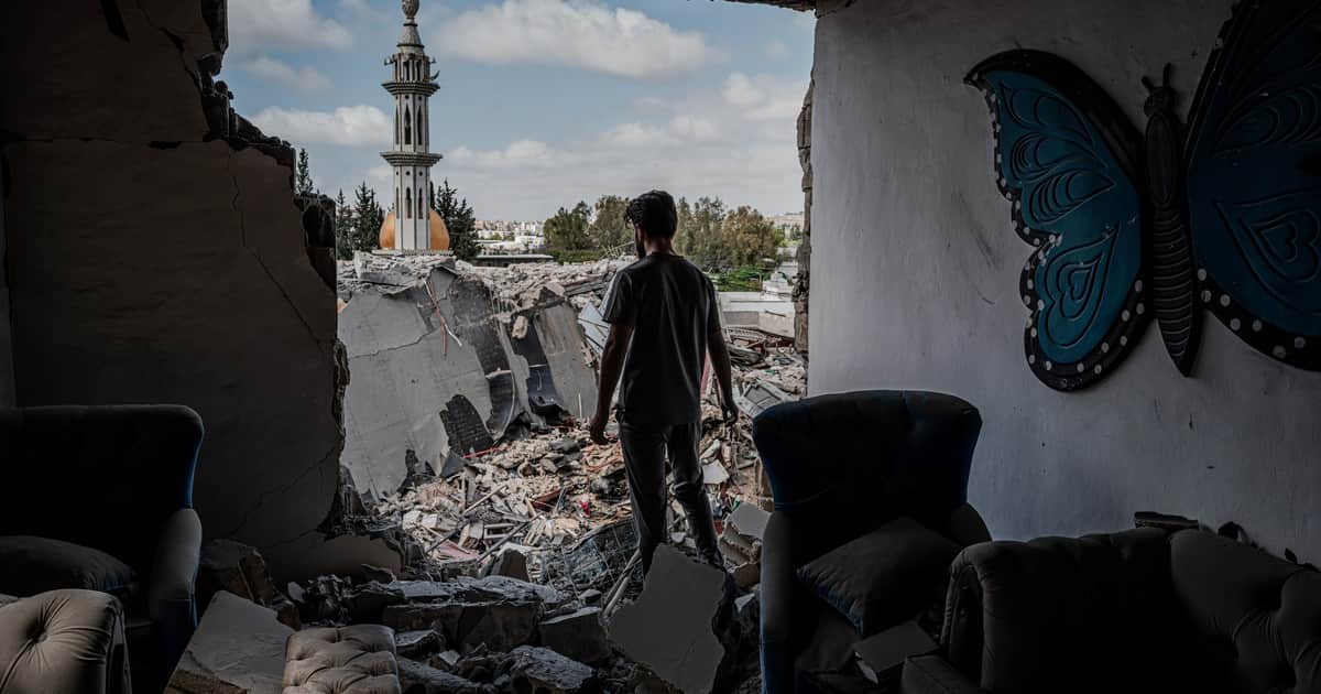 Dentro de una antigua ciudad libanesa sumida en la guerra