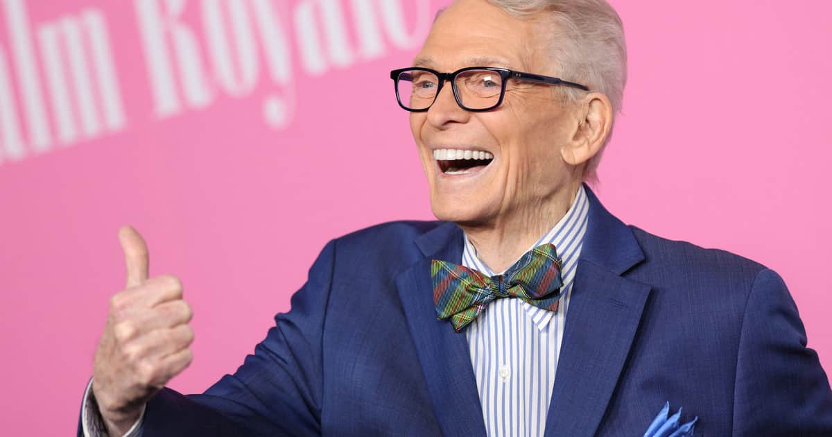 Murió a los 87 años Bob Mackie, el reconocido diseñador de Hollywood: vistió a Cher, Tina Turner, Barbra Streisand y Liza Minnelli