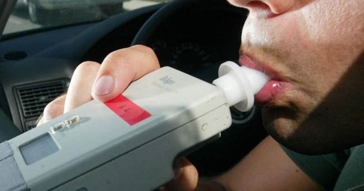 Tenía cuatro veces más de alcohol permitido para conducir y le dijo a la Policía que fue por comer un gazpacho
