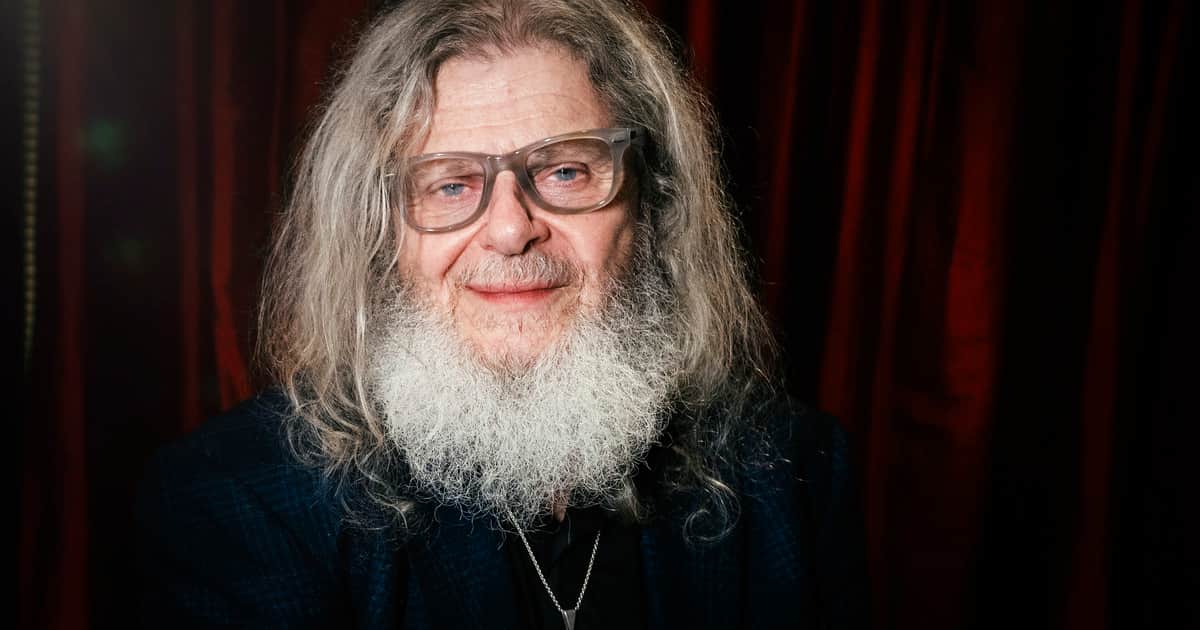 Una noche con Gustavo Santaolalla, entre vinos, comida regional, música y confesiones