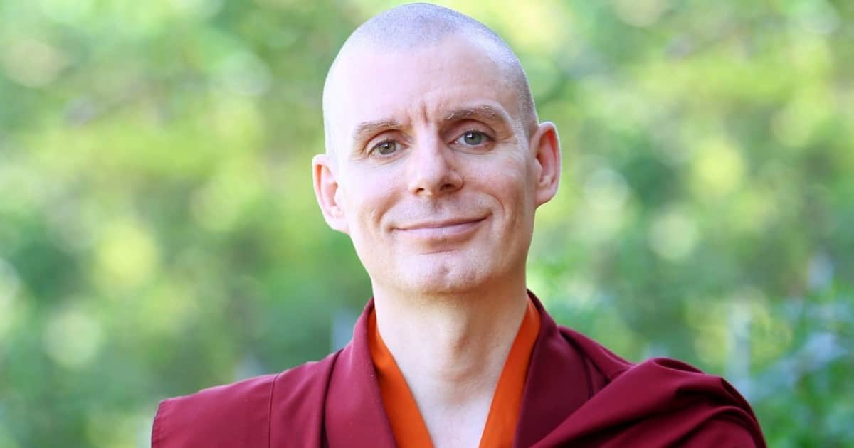 Lama Rinchen, monje budista: "Muchas veces no queremos arriesgar ni enfrentar verdades incómodas y aceptamos la mediocridad"