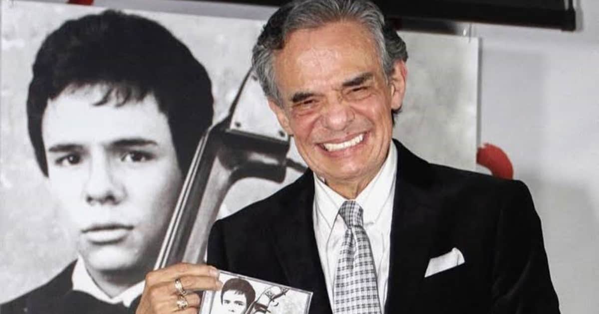 José José hizo inolvidable “El Triste”, pero la canción tiene una historia mucho más dolorosa de lo que pocos saben