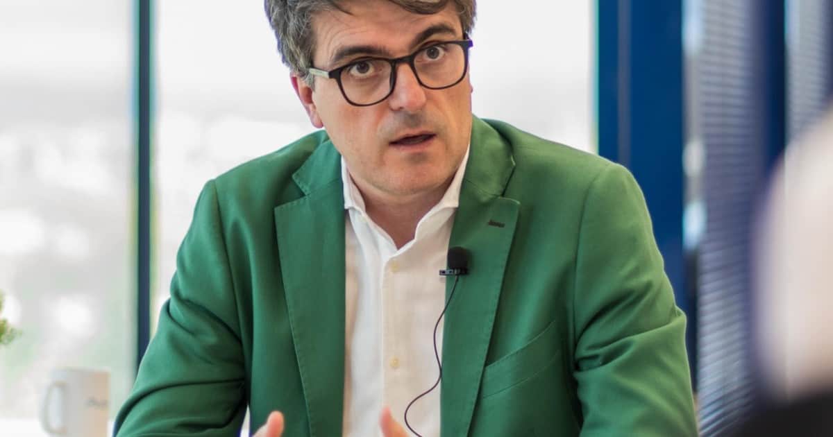 Jorge Morales de Labra, experto energético: “Se nos acerca una época muy complicada con una subida en la factura del gas de un 40% respecto al año anterior”