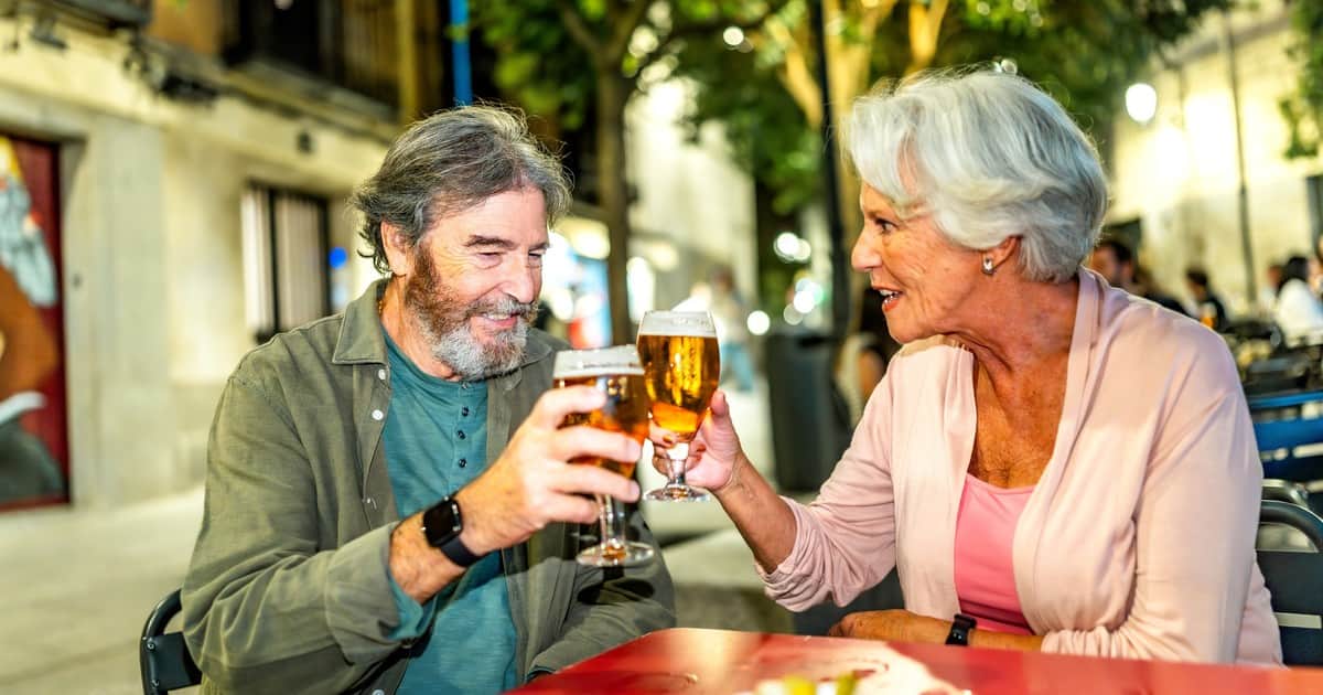 Llegó la primavera, empezó el mes del amor: 10 propuestas originales para conocer gente nueva sin usar apps de citas