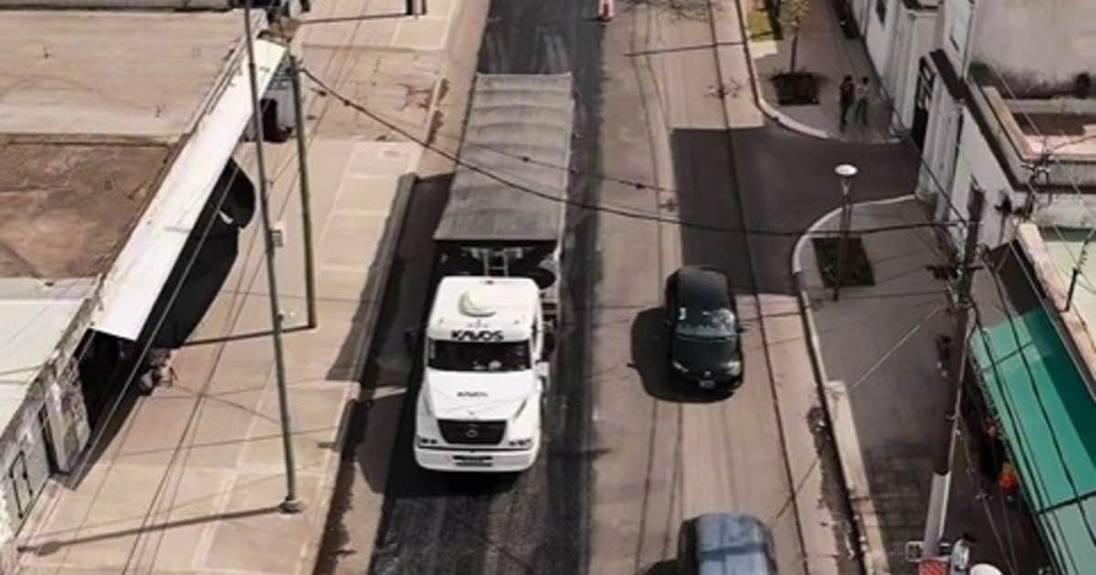 Los municipios apuestan a obras de tránsito: repavimentan zonas clave en San Miguel y Moreno