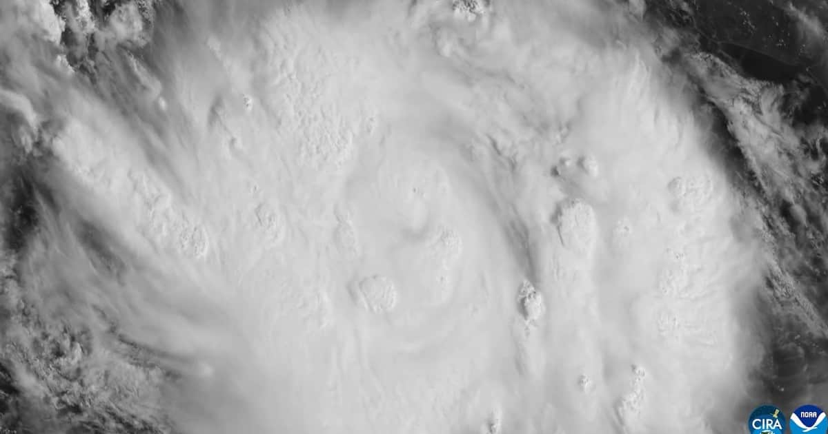 El Huracán Polo ya es “una de las tormentas más fuertes jamás registradas” impulsada por El Niño