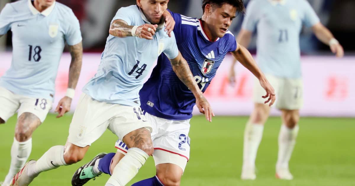 Diego Forlán se estrenó como DT de Uruguay y cayó contra Japón: le metieron dos goles en tiempo adicionado