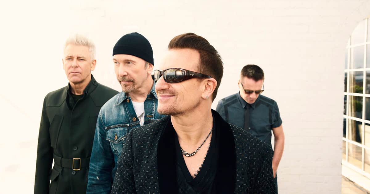 Para U2 la vida es un carnaval: la banda irlandesa cumple 50 años, saca un nuevo disco y tira la casa por la ventana