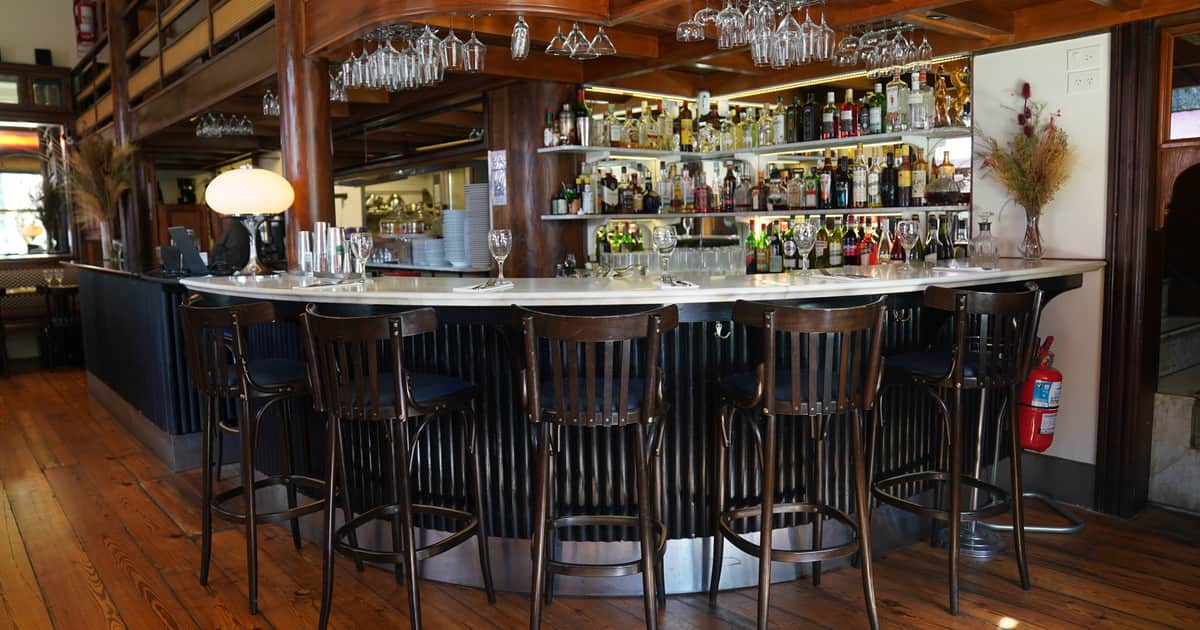 'Bares Notáveis': mais de 75 clássicos de Buenos Aires com shows, chefs convidados e um roteiro especial