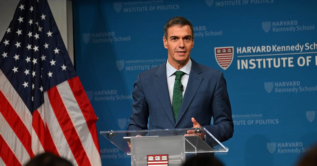 Pedro Sánchez pasó un mal trago en Harvard: varios estudiantes le preguntaron por las causas judiciales contra su familia y el espionaje de Pegasus