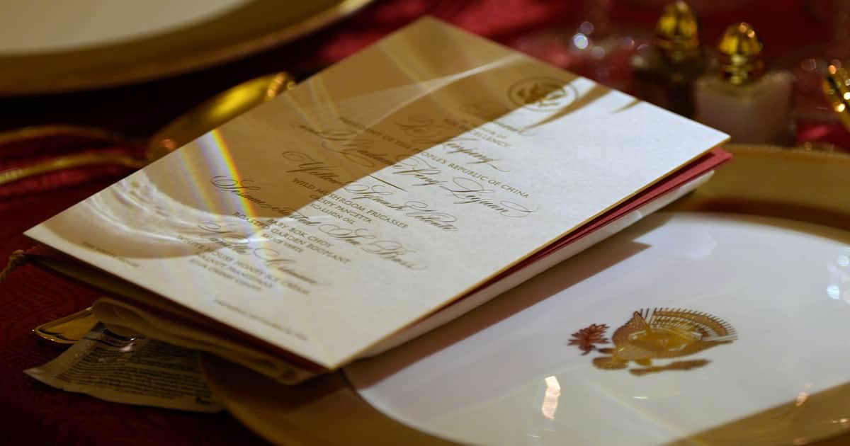 La ostentosa cena de Estado de Trump para Xi: lubina chilena, helado de miel y una larga lista de multimillonarios