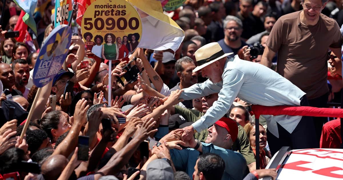 El voto femenino será decisivo en la ajustada disputa entre Lula da Silva y Flávio Bolsonaro en Brasil