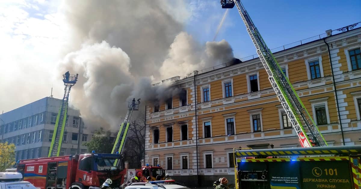 Rusia atacó con un dron la Academia de las Ciencias de Ucrania: hay al menos un muerto