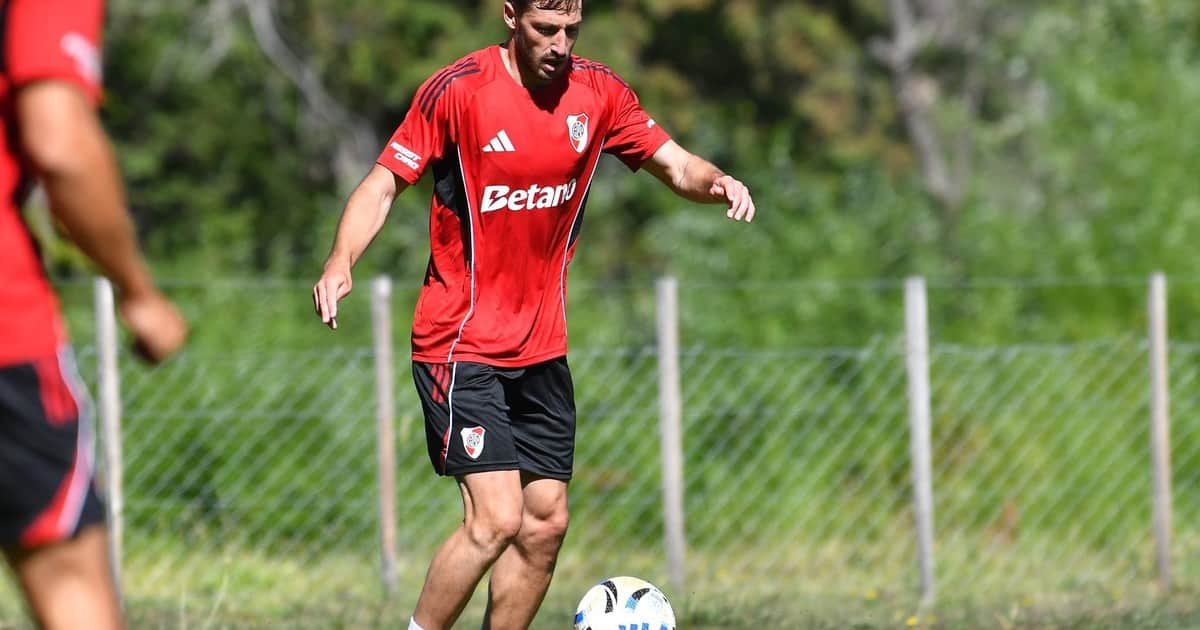 Por qué se demora la salida de Viña de River y la postura inflexible de Flamengo