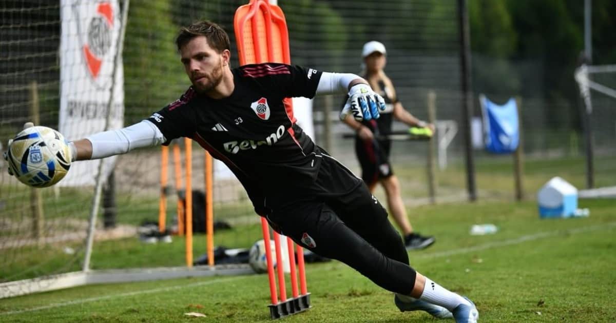 Centurión vuelve al arco de River: hace cuánto no ataja y la postura a tres meses del final de su contrato