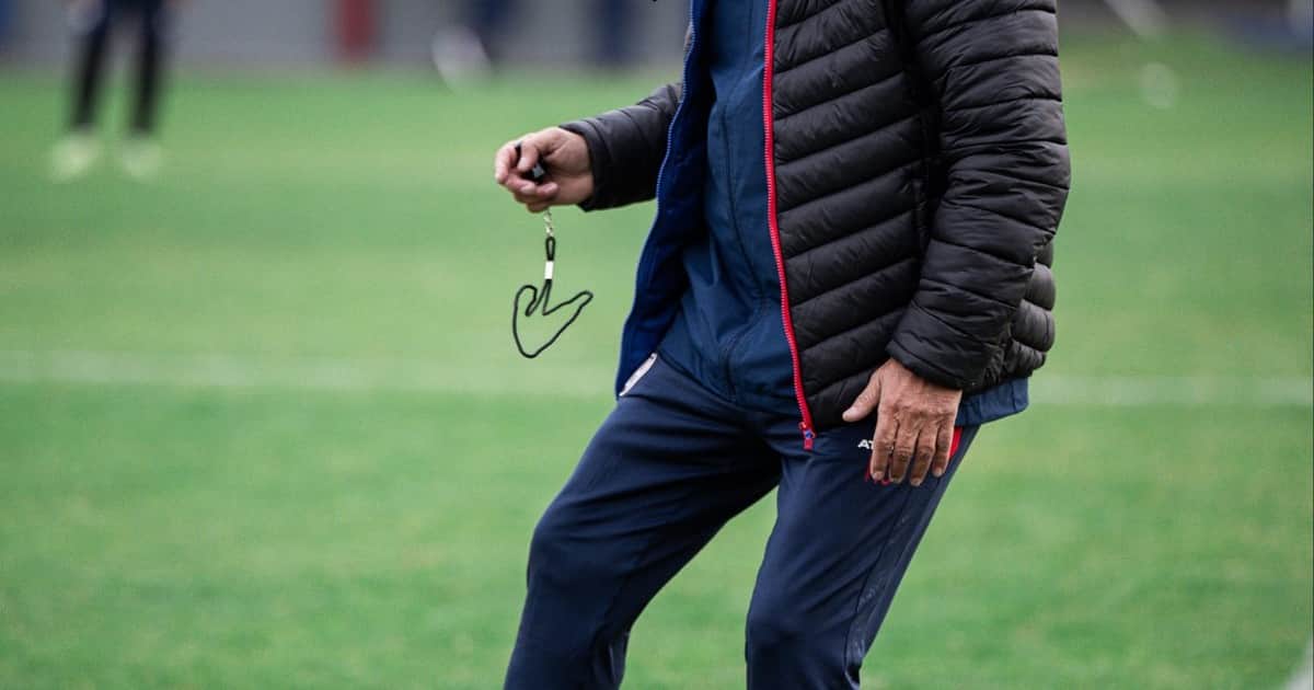 El 11 que piensa Pipo para jugar ante Instituto: cambio de esquema y una duda