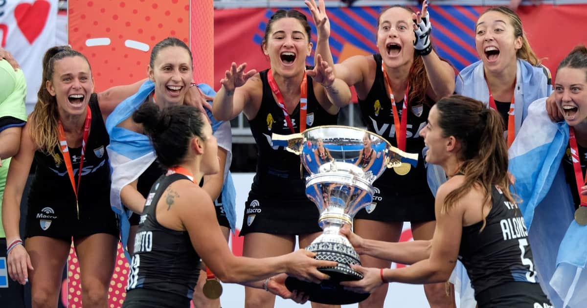 Las felicitaciones de la Selección a Las Leonas tras consagrarse como campeonas del mundo